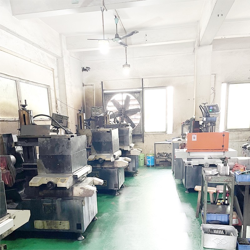 線切割機(jī)床800ok.jpg